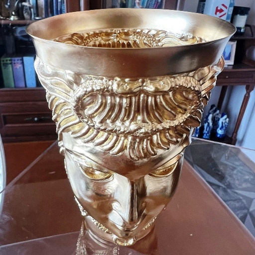 Реплики на древноперсийски съкровища