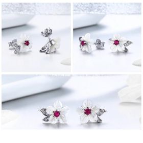 Детски сребърни обеци със седеф - цветя