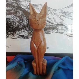 Пластика от дърво, Котка