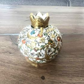 Златният нар - царски  символ