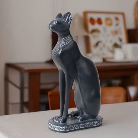 Реплика на египетската богиня Бастет