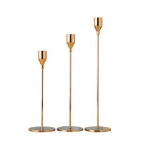 Комплект елегантни свещници с цвят на розово злато