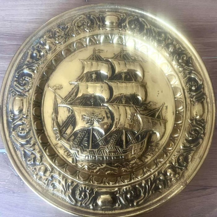 Метална пластика, платноход. Подарък за любителите на морето