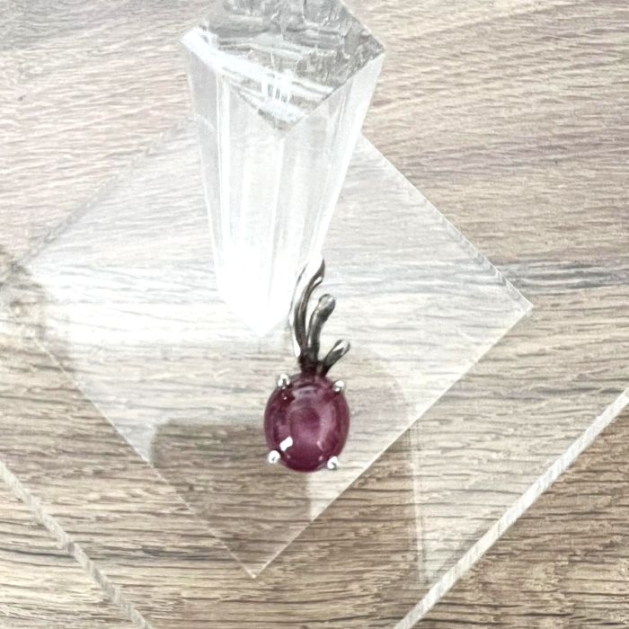 Колие с естествен рубин