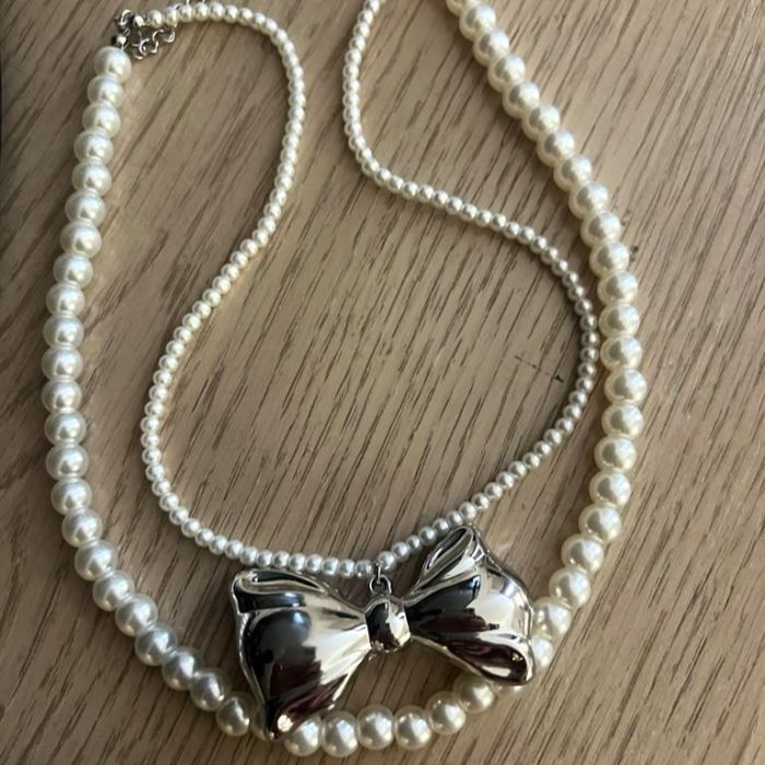 Принцесата, имперско колие от перли