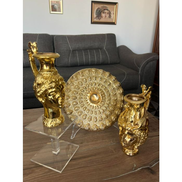 Реплики на златните съкровища от Панагюрското съкровище