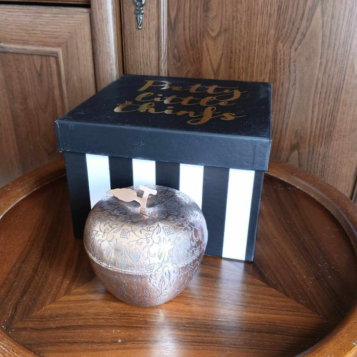 Луксозни кутии за опаковка на подарък