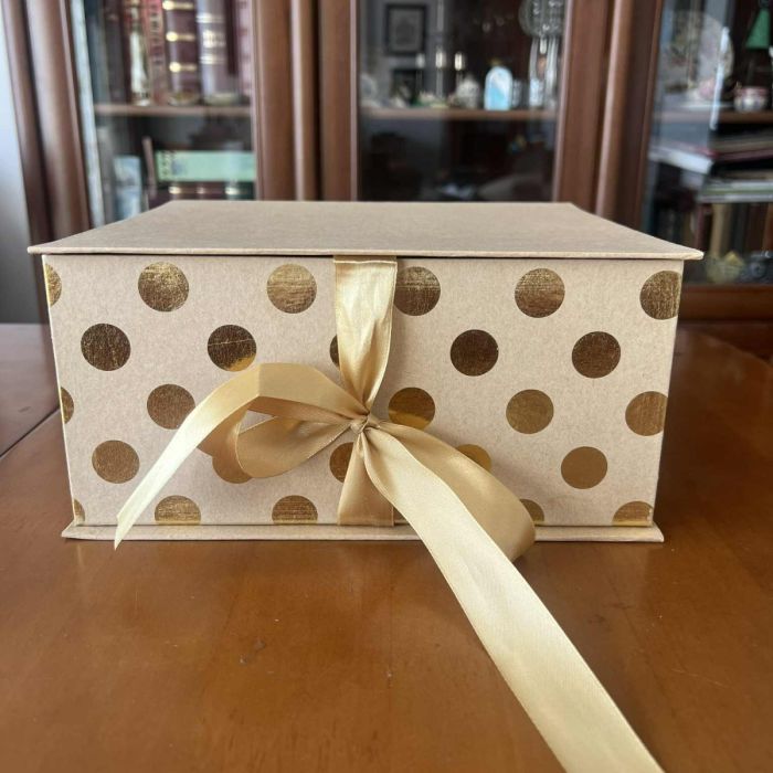 Луксозни картонени кутии