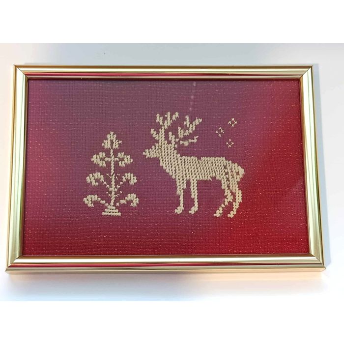 Коледна картина - ръчна бродерия