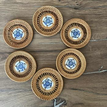 Комплект керачни поставки за чаши