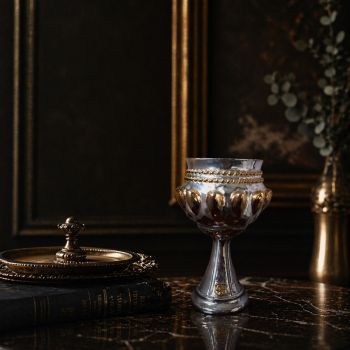 Античен сребърен тракийски бокал