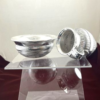 Комплект сребърни съдове на тракийските аристократи - реплики на тракийско съкровище