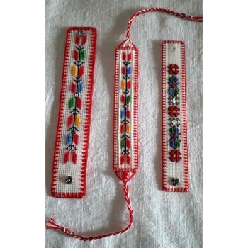 Везана гривна с мънисто