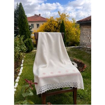 Нежност - Шал от естествена коприна, ръчна бродерия