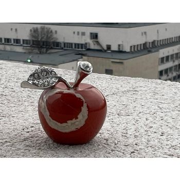 Ръчно изработена ябълка от естествен карнеол