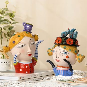 Колоритни оптимистични малки пластики