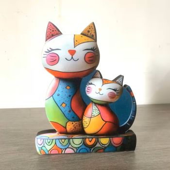 Малка пластика, дърворезба "Коткички"