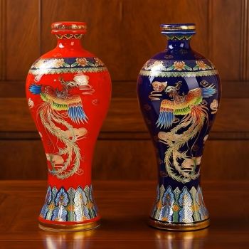 Ръчно рисувани китайски порцеланови вази