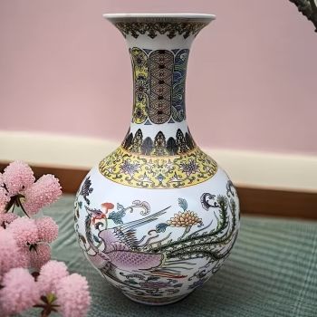 Китайска рисувана порцеланова ваза - феникс