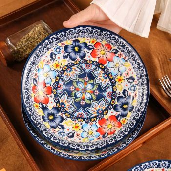 Ръчно рисувана керамична чиния