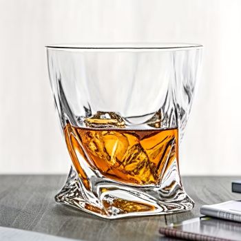 Кристална чаша за уиски