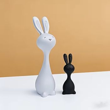 Комплект -Черно и бяло - фигури на два заека