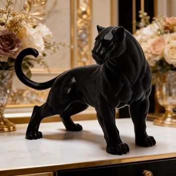 Черната пантера, малка пластика 