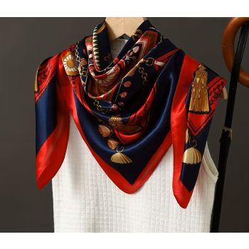 Елегантен квадратен червен шал