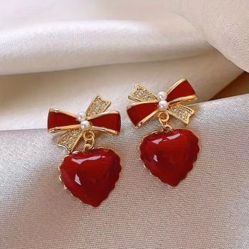 Обеци, сърце