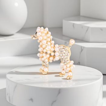 Брошка, пудел