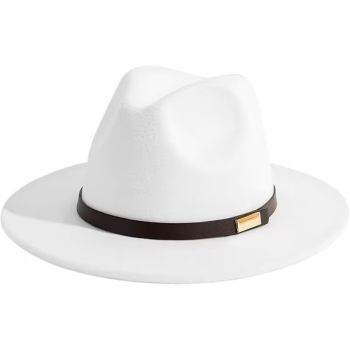 Бяла филцова шапка