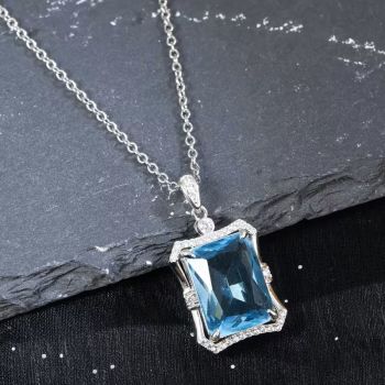 Сребърно колие с аквамарин