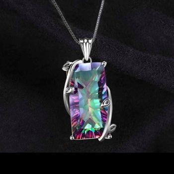 Сребърно колие с топаз в цветовете на дъгата